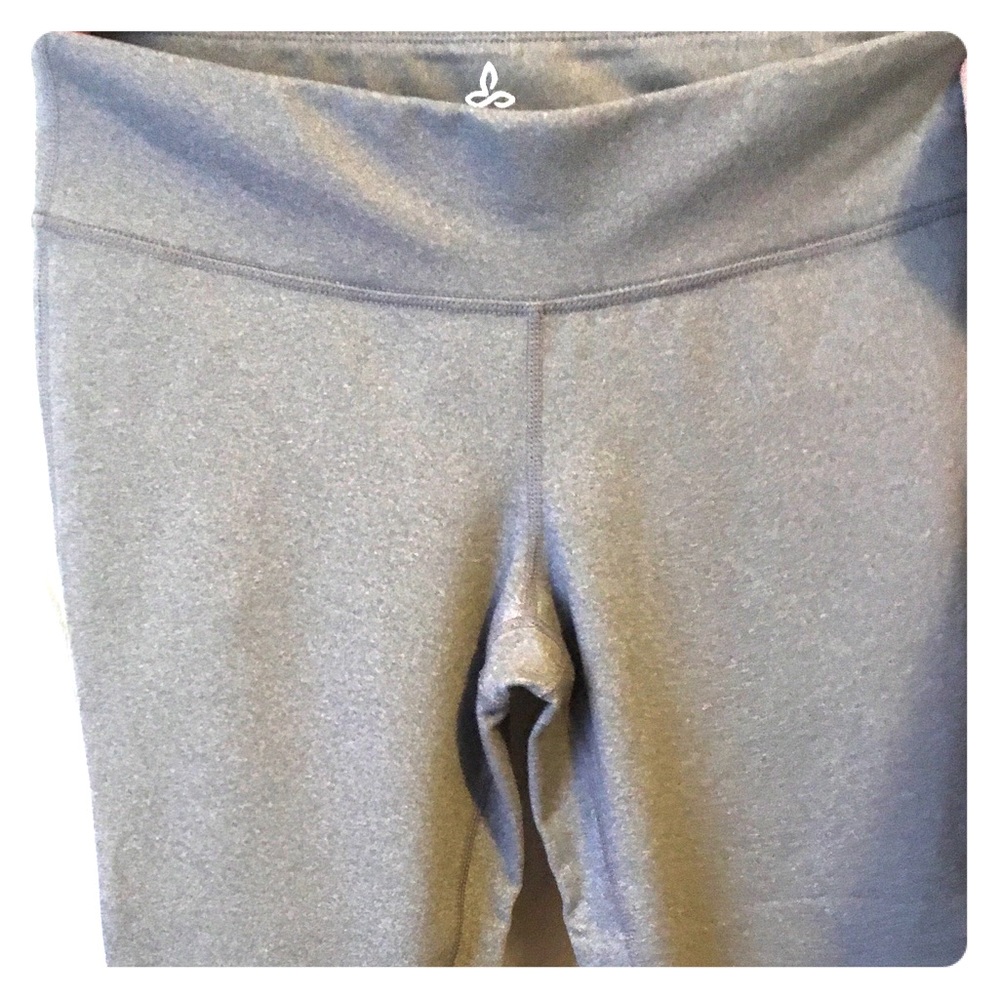 Prana Capri leggings, gray
